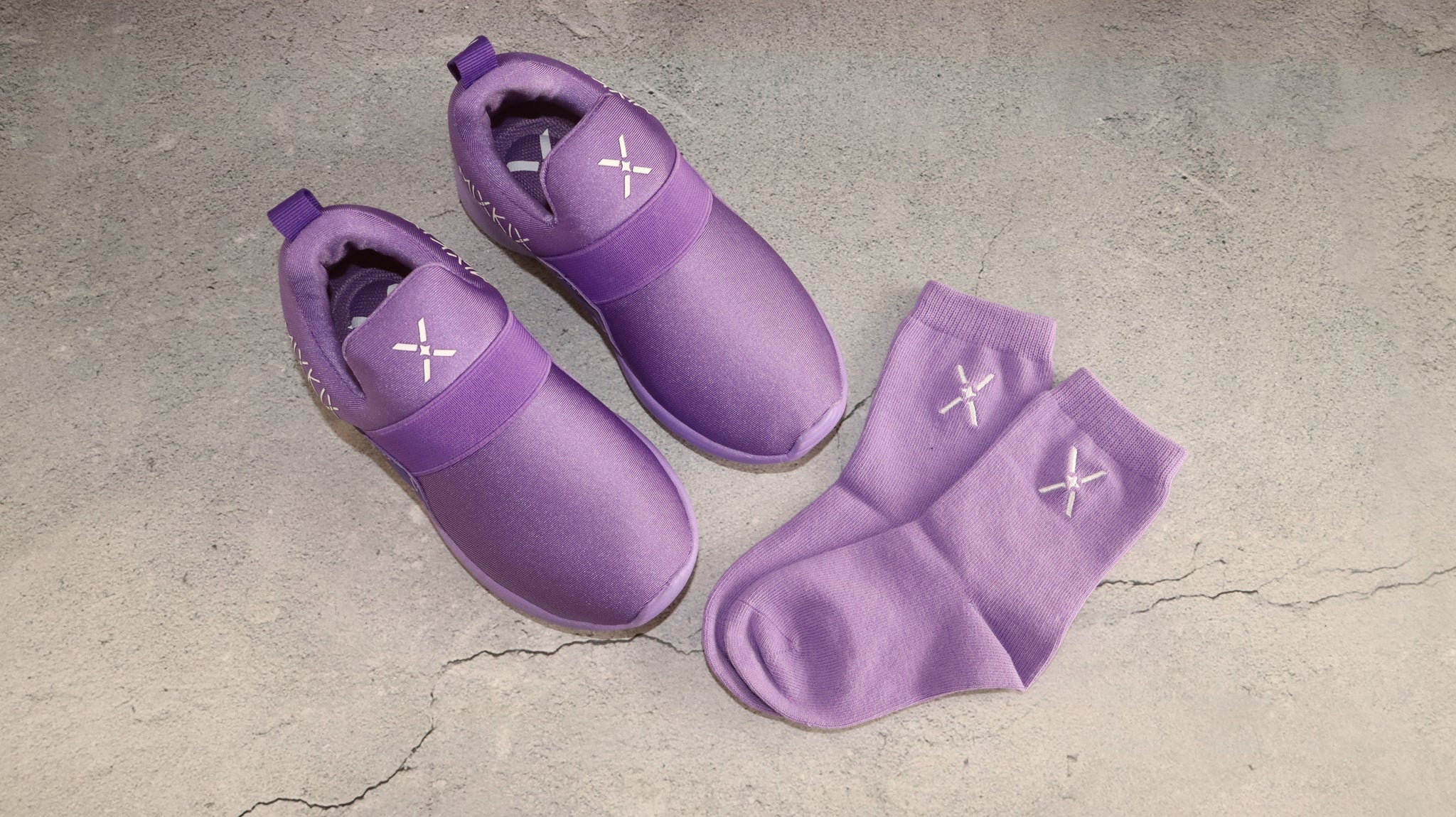 Purple matching sneakers and socks for kids by Mix Kix